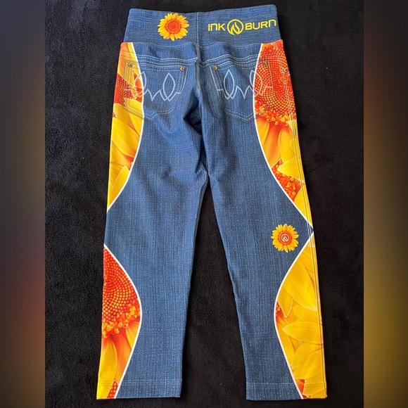 INKnBURN Sunflower Capris - Picture 3 of 14